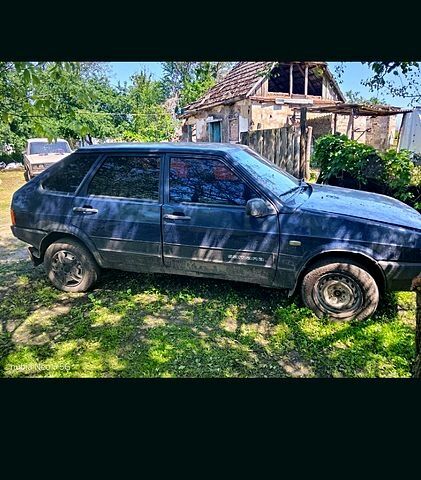 Синий ВАЗ 2109, объемом двигателя 1.5 л и пробегом 205 тыс. км за 850 $, фото 1 на Automoto.ua