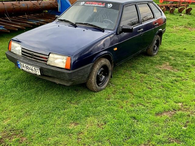 Синий ВАЗ 2109, объемом двигателя 1.5 л и пробегом 150 тыс. км за 1000 $, фото 1 на Automoto.ua