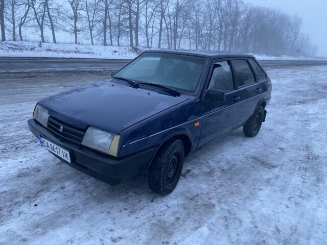 Синий ВАЗ 2109, объемом двигателя 1.5 л и пробегом 150 тыс. км за 738 $, фото 1 на Automoto.ua