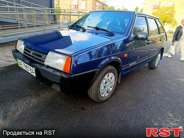 Синій ВАЗ 2109, об'ємом двигуна 1.5 л та пробігом 122 тис. км за 1750 $, фото 1 на Automoto.ua