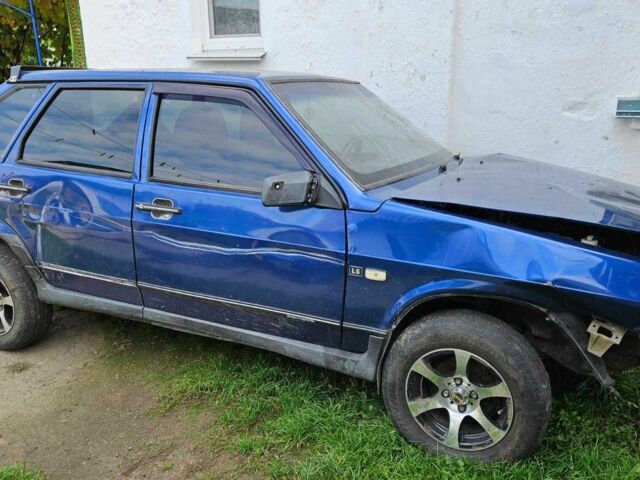 Синий ВАЗ 2109, объемом двигателя 1.5 л и пробегом 200 тыс. км за 447 $, фото 1 на Automoto.ua