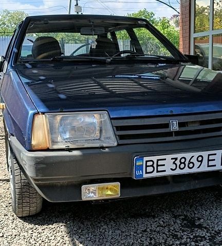 Синий ВАЗ 2109, объемом двигателя 1.5 л и пробегом 200 тыс. км за 2150 $, фото 1 на Automoto.ua