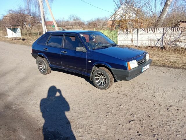 Синий ВАЗ 2109, объемом двигателя 1.5 л и пробегом 180 тыс. км за 1650 $, фото 1 на Automoto.ua