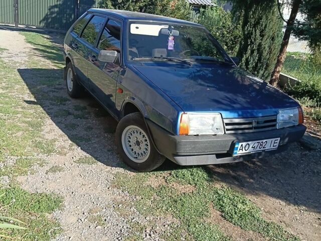 Синій ВАЗ 2109, об'ємом двигуна 1.5 л та пробігом 100 тис. км за 2000 $, фото 1 на Automoto.ua