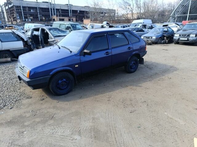 Синий ВАЗ 2109, объемом двигателя 1.5 л и пробегом 200 тыс. км за 750 $, фото 1 на Automoto.ua