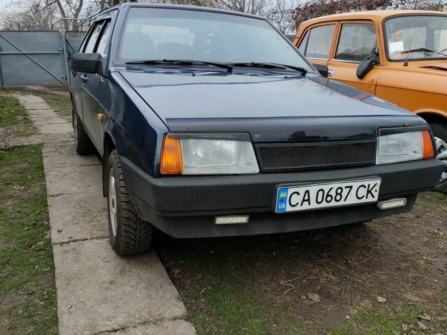 Синий ВАЗ 2109, объемом двигателя 1.5 л и пробегом 140 тыс. км за 1600 $, фото 1 на Automoto.ua