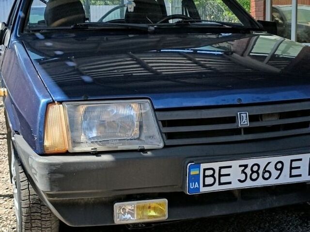 Синий ВАЗ 2109, объемом двигателя 1.5 л и пробегом 200 тыс. км за 1800 $, фото 1 на Automoto.ua