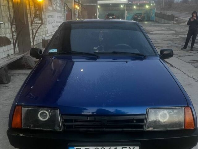 Синий ВАЗ 2109, объемом двигателя 1.5 л и пробегом 300 тыс. км за 1600 $, фото 1 на Automoto.ua