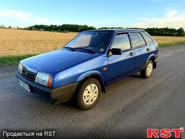 Синий ВАЗ 2109, объемом двигателя 1.5 л и пробегом 150 тыс. км за 2450 $, фото 1 на Automoto.ua