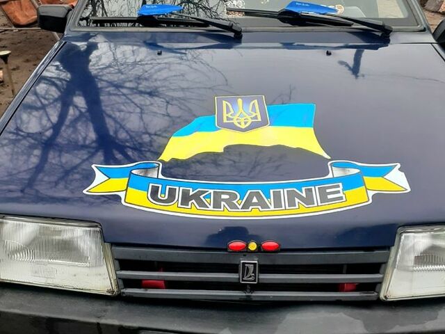 Синий ВАЗ 2109, объемом двигателя 1.5 л и пробегом 90 тыс. км за 2400 $, фото 1 на Automoto.ua