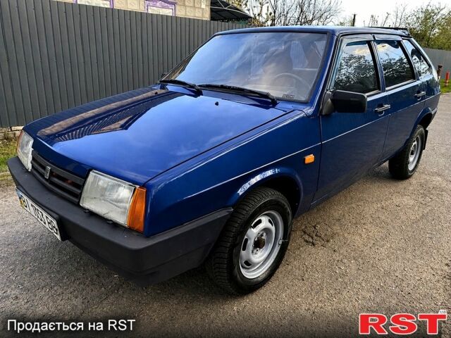 Синий ВАЗ 2109, объемом двигателя 1.5 л и пробегом 130 тыс. км за 1750 $, фото 1 на Automoto.ua