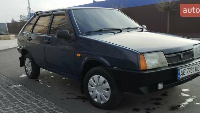 Синий ВАЗ 2109, объемом двигателя 1.6 л и пробегом 181 тыс. км за 1800 $, фото 1 на Automoto.ua