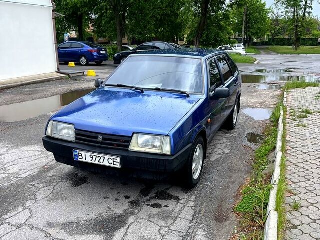 Синий ВАЗ 2109, объемом двигателя 1.6 л и пробегом 350 тыс. км за 2100 $, фото 1 на Automoto.ua