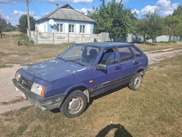 Синий ВАЗ 2109, объемом двигателя 2 л и пробегом 50 тыс. км за 1055 $, фото 1 на Automoto.ua