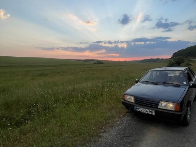 Синий ВАЗ 2109, объемом двигателя 1.5 л и пробегом 4 тыс. км за 904 $, фото 1 на Automoto.ua