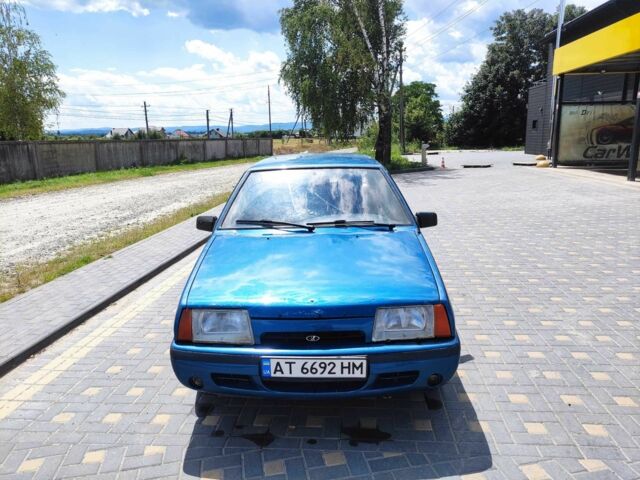 Синий ВАЗ 2109, объемом двигателя 1.5 л и пробегом 300 тыс. км за 700 $, фото 1 на Automoto.ua