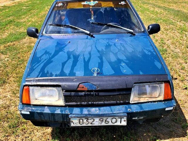 Зеленый ВАЗ 2109, объемом двигателя 1.3 л и пробегом 0 тыс. км за 600 $, фото 1 на Automoto.ua