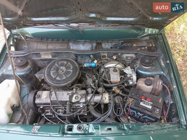 Зеленый ВАЗ 2109, объемом двигателя 1.5 л и пробегом 200 тыс. км за 1200 $, фото 1 на Automoto.ua