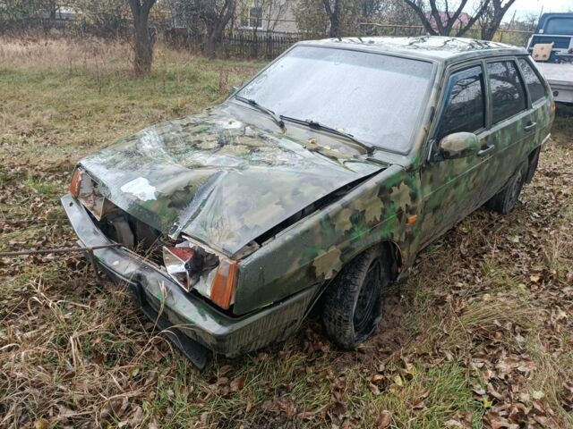 Зеленый ВАЗ 2109, объемом двигателя 1.5 л и пробегом 190 тыс. км за 350 $, фото 1 на Automoto.ua