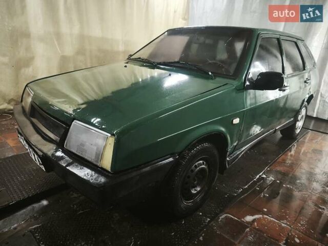 Зеленый ВАЗ 2109, объемом двигателя 1.6 л и пробегом 80 тыс. км за 800 $, фото 1 на Automoto.ua