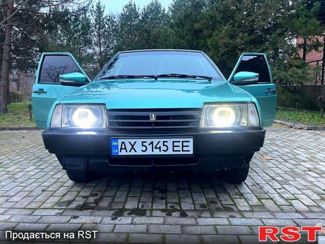 Зелений ВАЗ 2109, об'ємом двигуна 1.5 л та пробігом 300 тис. км за 3000 $, фото 1 на Automoto.ua
