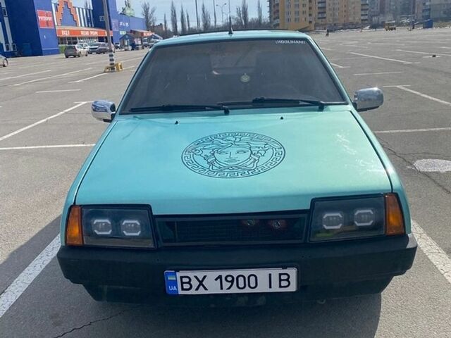 Зеленый ВАЗ 2109, объемом двигателя 1.5 л и пробегом 350 тыс. км за 1200 $, фото 1 на Automoto.ua