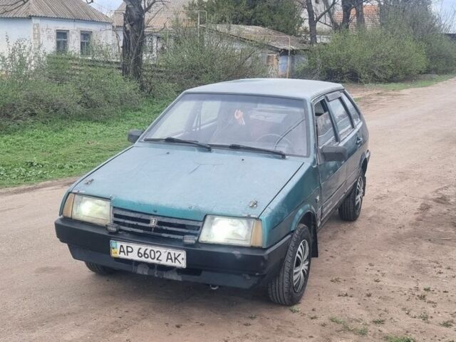 Зеленый ВАЗ 2109, объемом двигателя 1.5 л и пробегом 179 тыс. км за 500 $, фото 1 на Automoto.ua