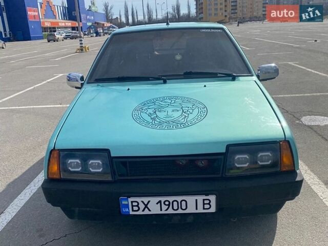 Зеленый ВАЗ 2109, объемом двигателя 1.5 л и пробегом 350 тыс. км за 1500 $, фото 1 на Automoto.ua