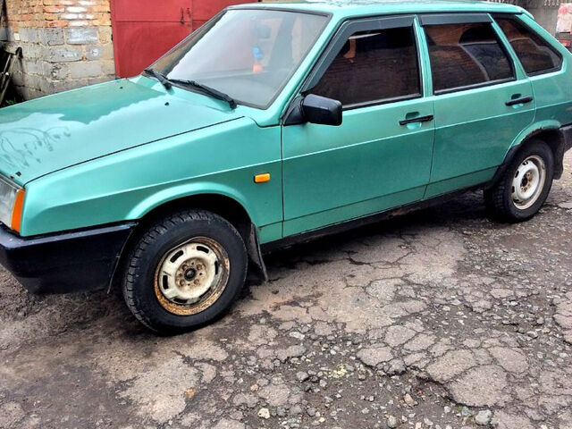 Зеленый ВАЗ 2109, объемом двигателя 1.5 л и пробегом 200 тыс. км за 630 $, фото 1 на Automoto.ua