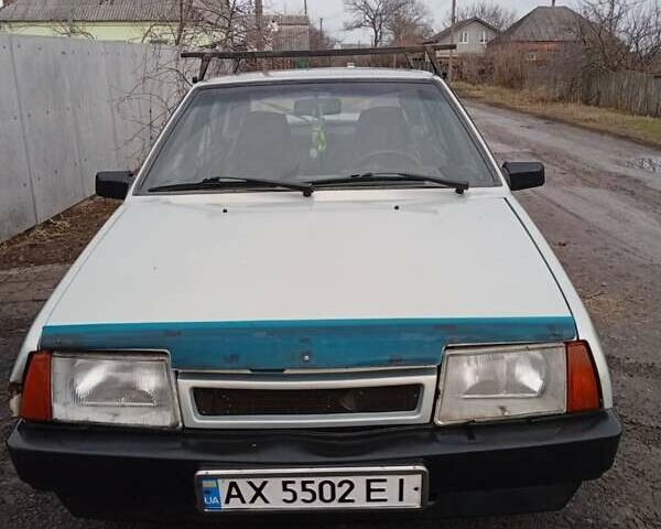 Зеленый ВАЗ 2109, объемом двигателя 1.5 л и пробегом 20 тыс. км за 1500 $, фото 1 на Automoto.ua