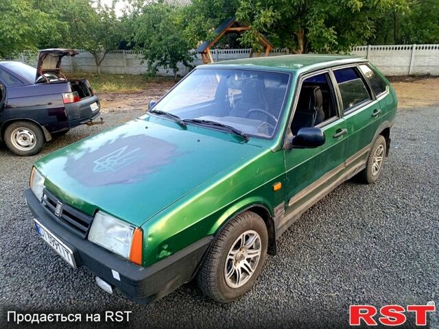 Зеленый ВАЗ 2109, объемом двигателя 1.5 л и пробегом 200 тыс. км за 650 $, фото 1 на Automoto.ua