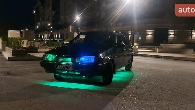 Зелений ВАЗ 2109, об'ємом двигуна 1.5 л та пробігом 350 тис. км за 1650 $, фото 1 на Automoto.ua