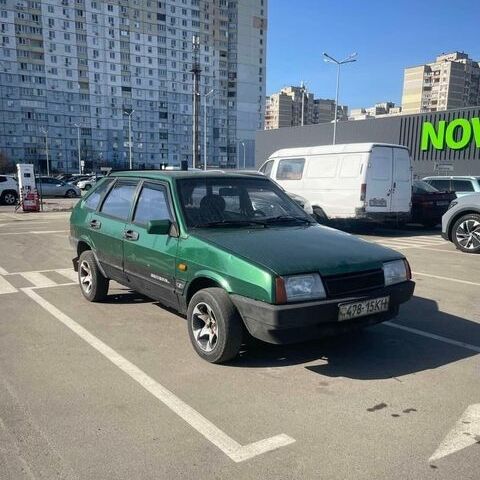 Зеленый ВАЗ 2109, объемом двигателя 1.5 л и пробегом 186 тыс. км за 650 $, фото 1 на Automoto.ua