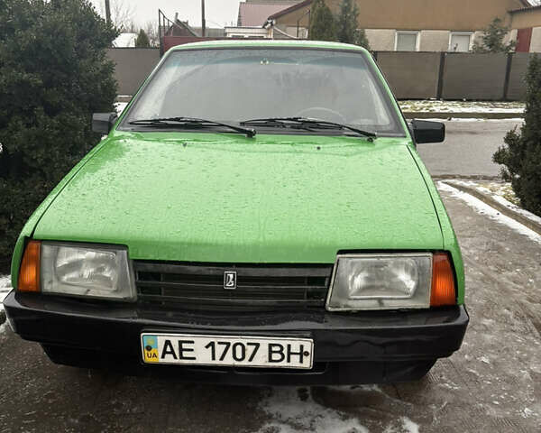 Зеленый ВАЗ 2109, объемом двигателя 1.5 л и пробегом 170 тыс. км за 1300 $, фото 1 на Automoto.ua