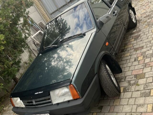 Зелений ВАЗ 2109, об'ємом двигуна 1.5 л та пробігом 298 тис. км за 720 $, фото 1 на Automoto.ua