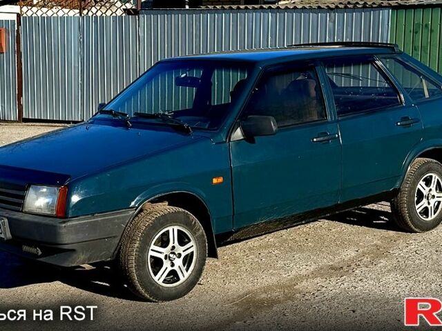 Зеленый ВАЗ 2109, объемом двигателя 1.5 л и пробегом 400 тыс. км за 1399 $, фото 1 на Automoto.ua