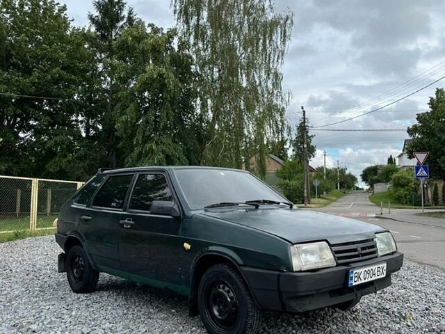 Зелений ВАЗ 2109, об'ємом двигуна 1.5 л та пробігом 250 тис. км за 700 $, фото 1 на Automoto.ua