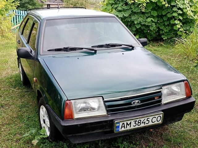 Зеленый ВАЗ 2109, объемом двигателя 1.4 л и пробегом 195 тыс. км за 1400 $, фото 1 на Automoto.ua