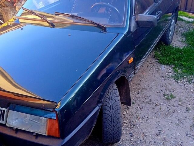 Зелений ВАЗ 2109, об'ємом двигуна 1.5 л та пробігом 150 тис. км за 1900 $, фото 1 на Automoto.ua