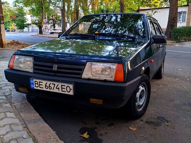 Зеленый ВАЗ 2109, объемом двигателя 1.5 л и пробегом 323 тыс. км за 1750 $, фото 1 на Automoto.ua