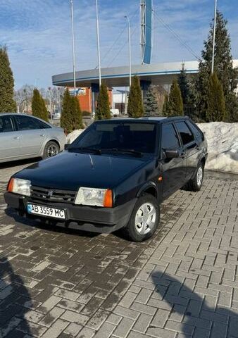 Зелений ВАЗ 2109, об'ємом двигуна 1.5 л та пробігом 145 тис. км за 2000 $, фото 1 на Automoto.ua