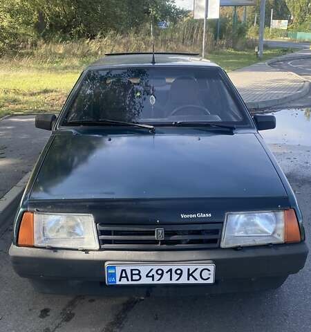 Зеленый ВАЗ 2109, объемом двигателя 1.5 л и пробегом 230 тыс. км за 1800 $, фото 1 на Automoto.ua