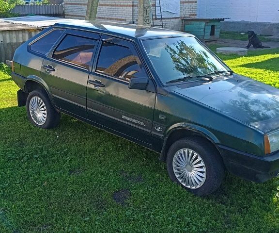 Зелений ВАЗ 2109, об'ємом двигуна 1.5 л та пробігом 300 тис. км за 1000 $, фото 1 на Automoto.ua