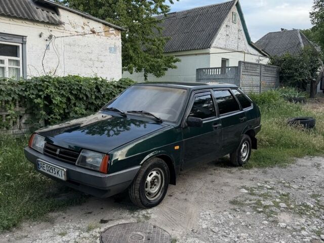 Зеленый ВАЗ 2109, объемом двигателя 1.5 л и пробегом 300 тыс. км за 700 $, фото 1 на Automoto.ua