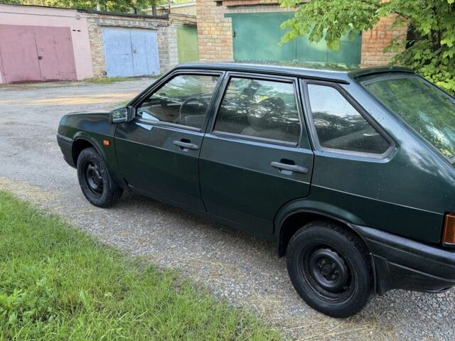 Зелений ВАЗ 2109, об'ємом двигуна 1.5 л та пробігом 198 тис. км за 900 $, фото 1 на Automoto.ua