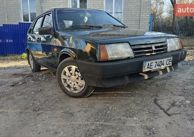 Зеленый ВАЗ 2109, объемом двигателя 1.5 л и пробегом 371 тыс. км за 1600 $, фото 1 на Automoto.ua