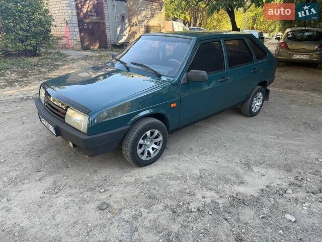 Зеленый ВАЗ 2109, объемом двигателя 1.5 л и пробегом 200 тыс. км за 1500 $, фото 1 на Automoto.ua