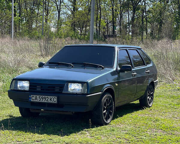 Зелений ВАЗ 2109, об'ємом двигуна 1.5 л та пробігом 237 тис. км за 1999 $, фото 1 на Automoto.ua
