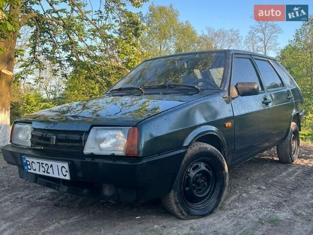 Зеленый ВАЗ 2109, объемом двигателя 1.5 л и пробегом 340 тыс. км за 1150 $, фото 1 на Automoto.ua