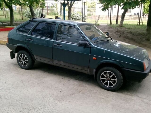 Зеленый ВАЗ 2109, объемом двигателя 1.5 л и пробегом 185 тыс. км за 1400 $, фото 1 на Automoto.ua